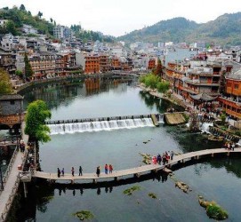 崇左长沙旅游攻略(长沙旅游攻略景点必去二日游)