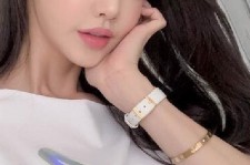 崇左全国在线兼职女伴游联系人(富婆中介2717281818)