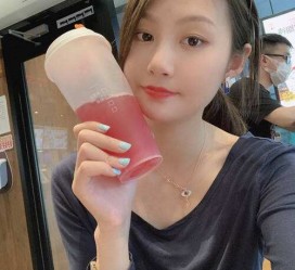 崇左雇用网红商务伴游女(雇用网红商务伴游女员工)