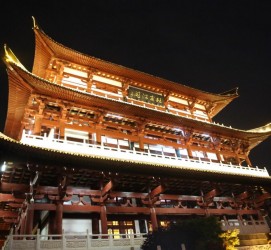 崇左长沙旅游攻略(长沙旅游攻略景点必去长沙美食街)