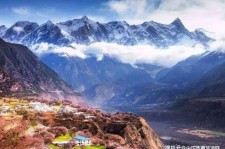 崇左旅游地点(旅游地点与地理关系)