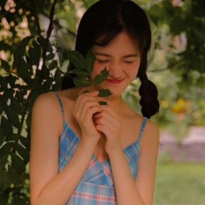 崇左伴游女生柳如烟的资料