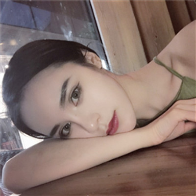 崇左伴游女生王梓萱资料