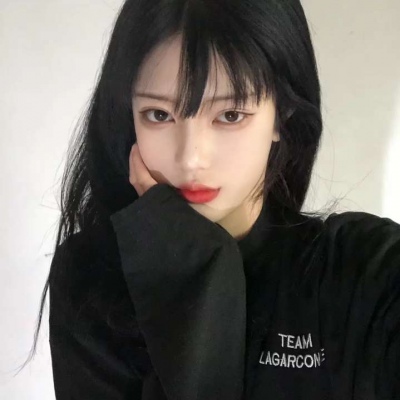 崇左伴游女生梦瑜的资料