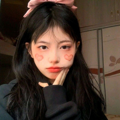 崇左伴游女生赵晴川的资料