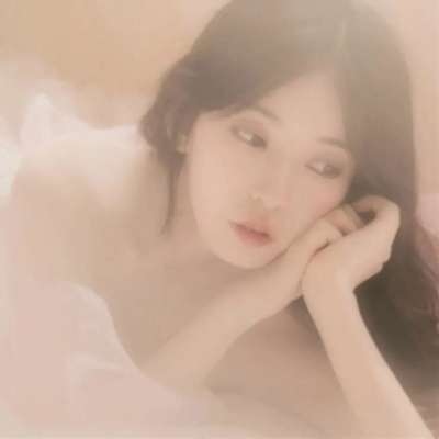 崇左伴游女生陈梦琪的资料