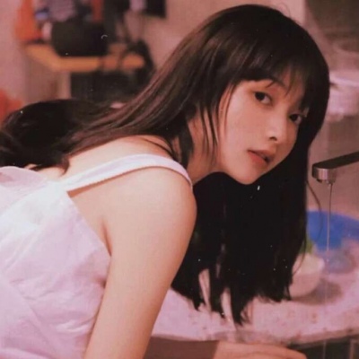 崇左伴游女生胡兰欢的资料