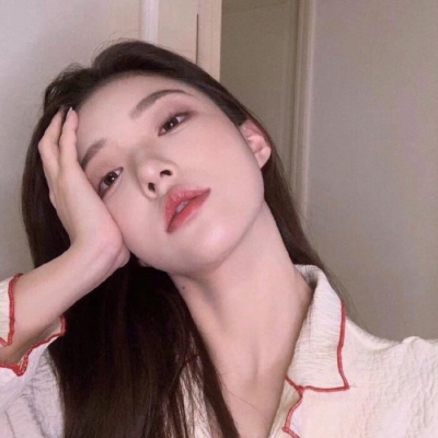 崇左伴游女生赵梦琪的资料