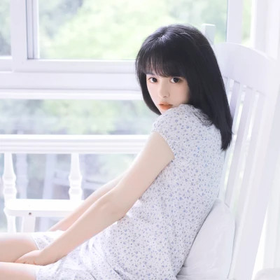 崇左伴游女生刘聪的资料