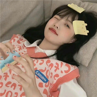 崇左伴游女生刘晓雨的资料