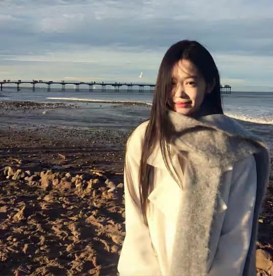崇左伴游女生周晓婷的资料?
