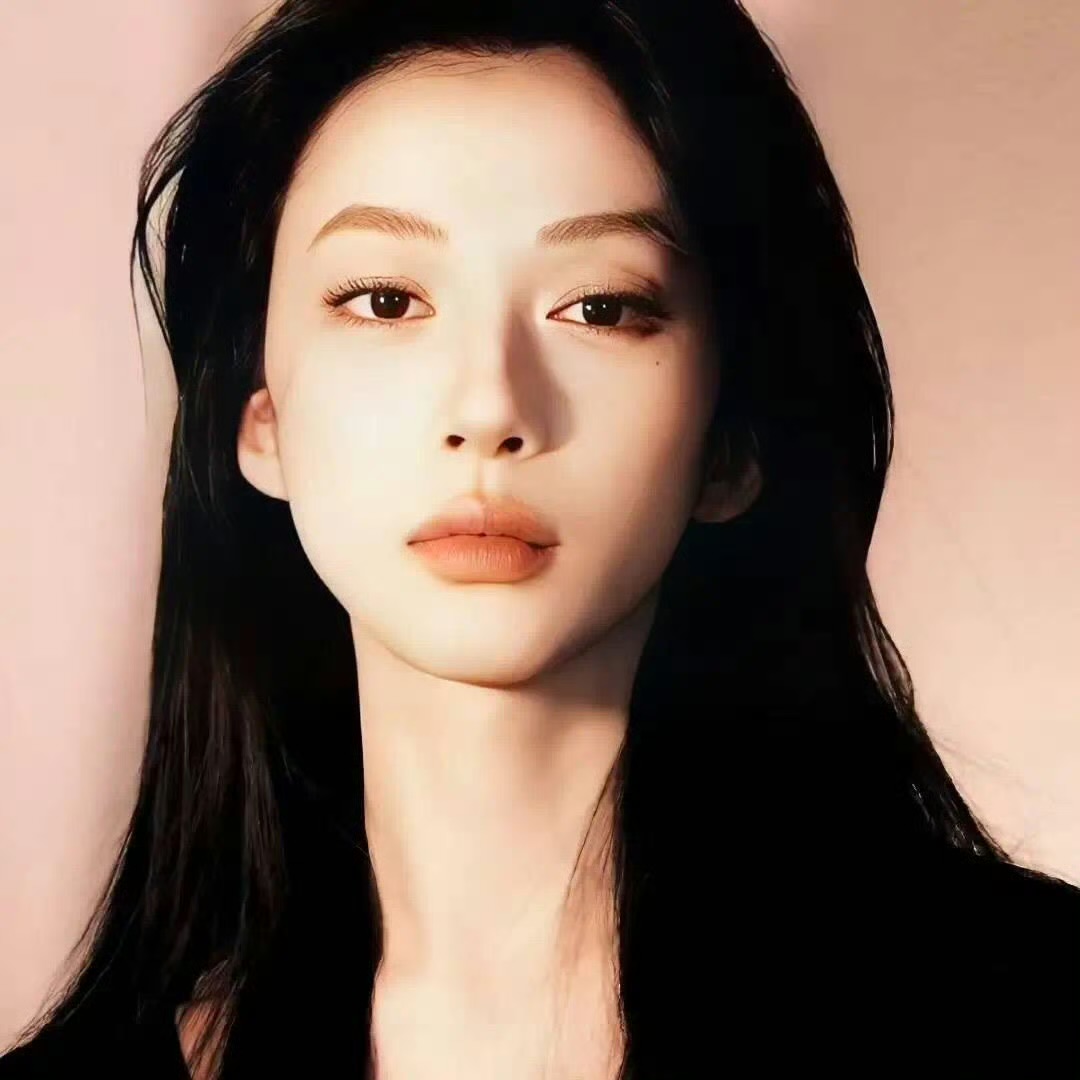崇左伴游女生佘锦的资料