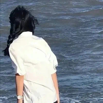 崇左伴游女生张廖新竹