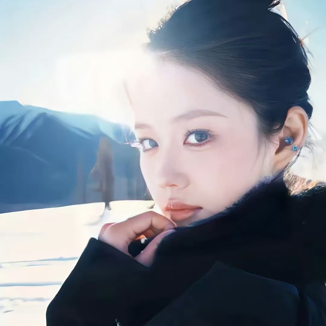 崇左伴游女生 | Lily的资料
