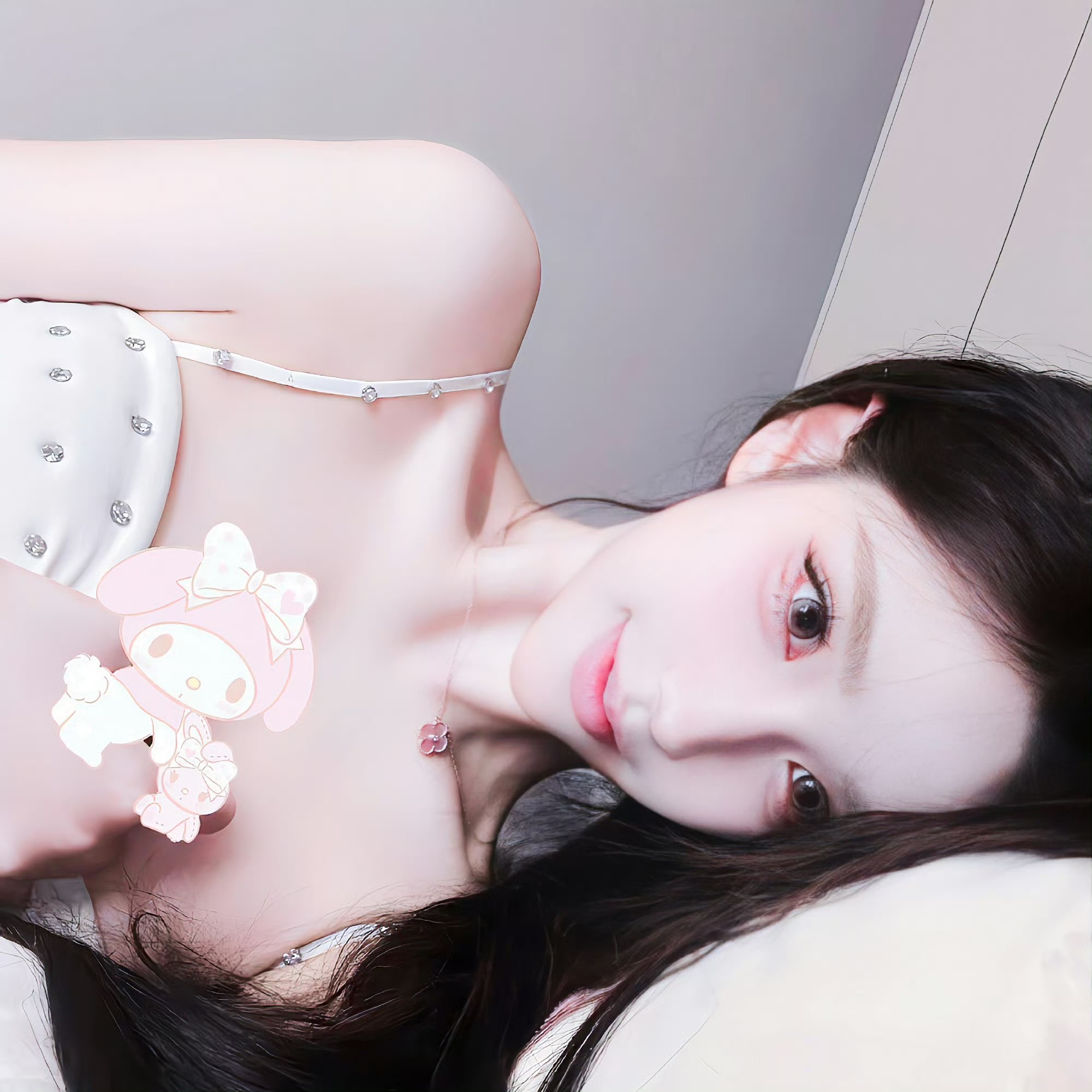 崇左伴游女生 | 唐雨晴 🌸的资料