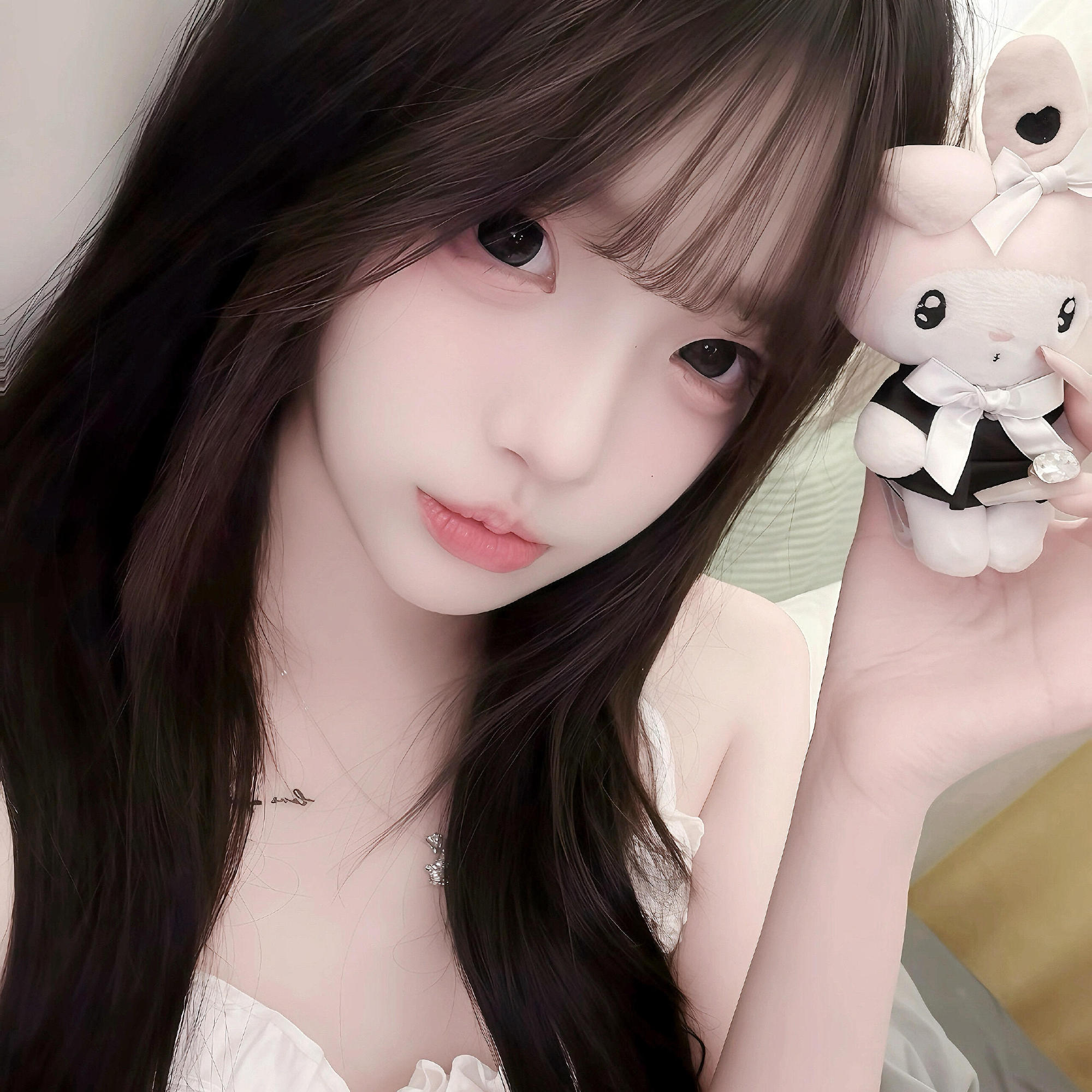 崇左伴游女生 | 钱姜薇 🌸的资料